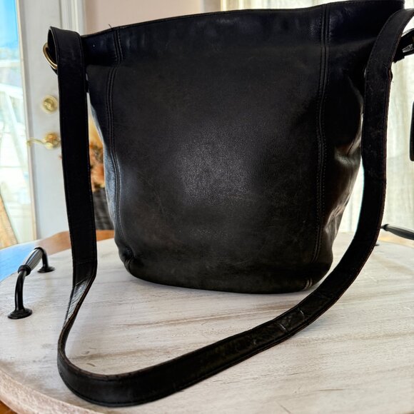 Vintage Coach 0040-352 Black Leather Bucket Bag - Picture 1 of 10